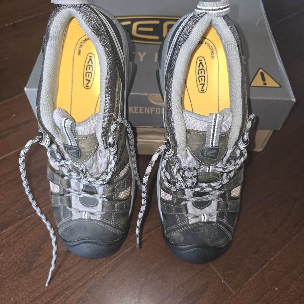 KEEN Men's Gray Outdoor Hiking Shoes